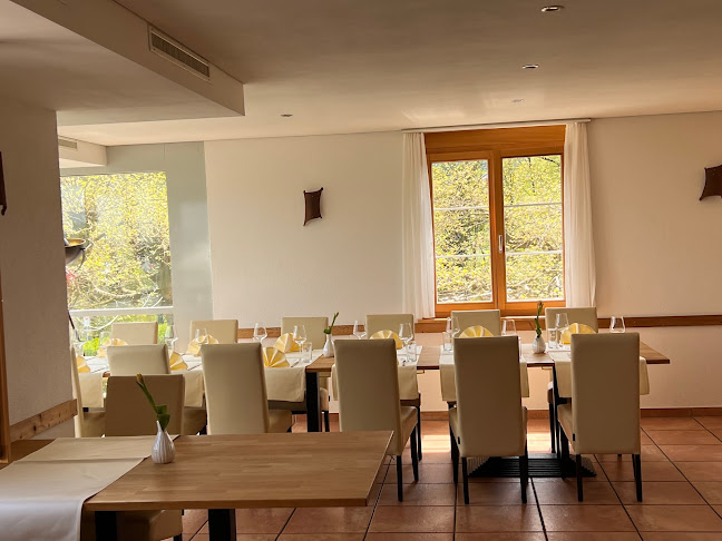 Sternen 1, 8833 Samstagern