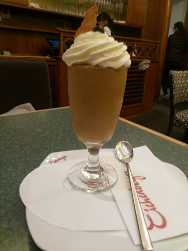 Opinii despre Confiserie Eichenberger, Café BEKB în Bern - Gastronomie und Hotellerie