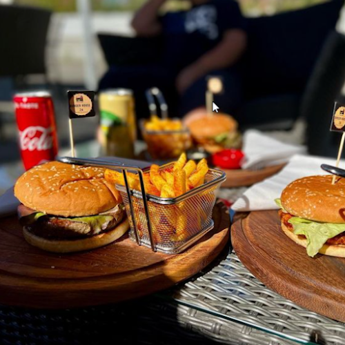 Opinii despre Burger House 24 Shisha Lounge în Gerlafingen - Gastronomie und Hotellerie