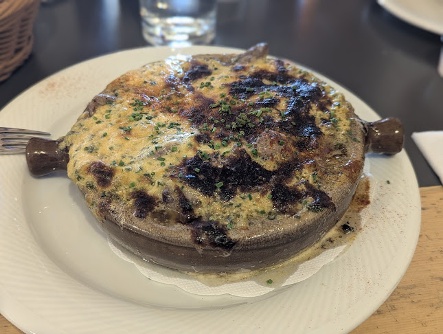 Opinii despre Restaurant Bolgen Plaza în Davos - Gastronomie und Hotellerie