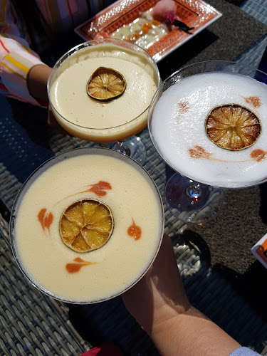 Comentarii opinii despre The Place 2B BIKINI BEACH