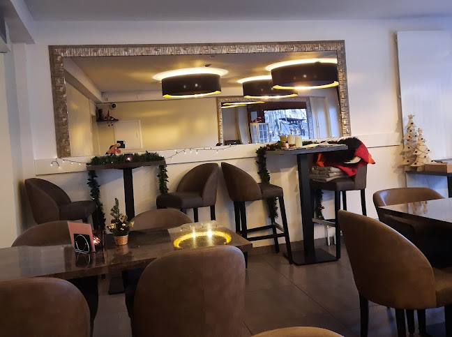 Restaurant Delifrance, Mme Petrus Camelia - Gastronomie und Hotellerie