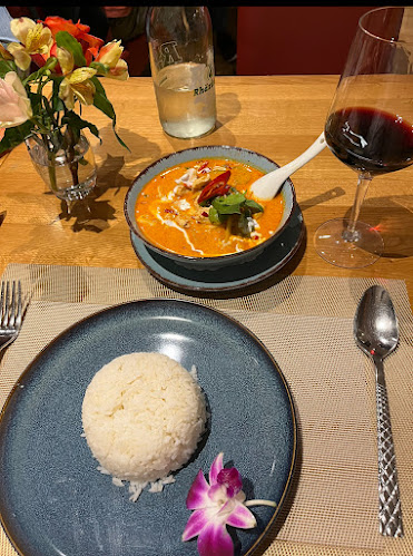 Comentarii opinii despre Siam Square Restaurant & BAR