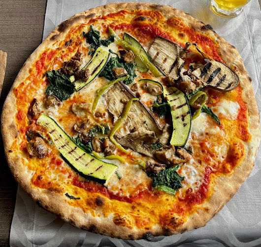 Opinii despre Ristorante la Dolce Vita în Lavertezzo - Gastronomie und Hotellerie