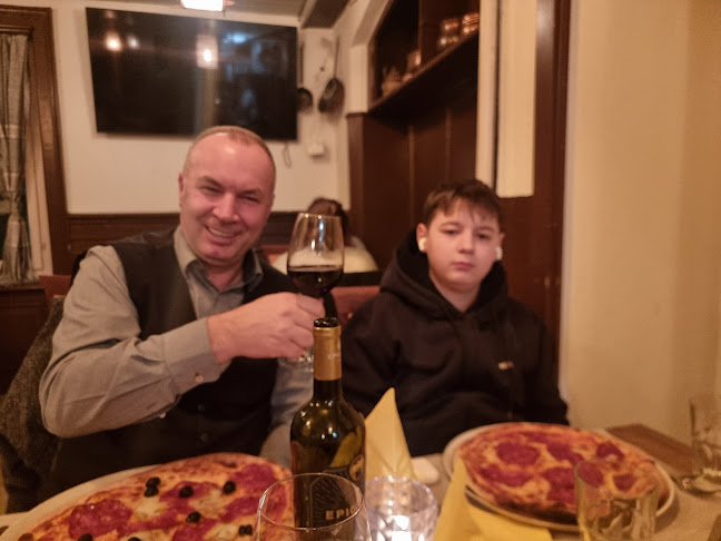 Restaurant Pizzeria Schönthal & Kullat e Junikut - Füllinsdorf