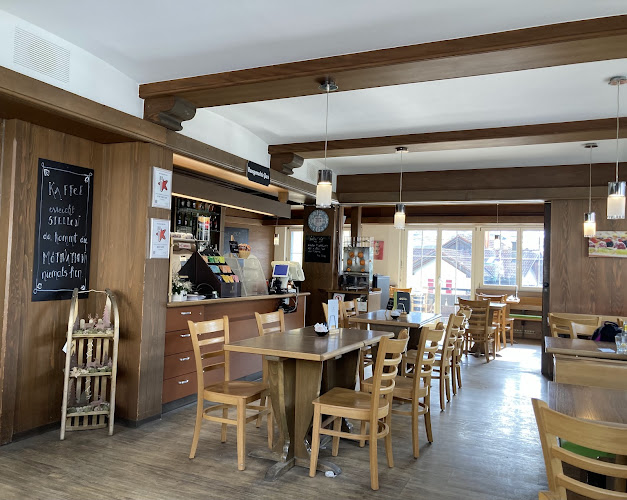 Bäckerei /Konditorei und Café CASPARIN - Savognin