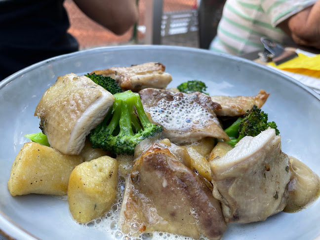 Max Restaurant - Gastronomie und Hotellerie