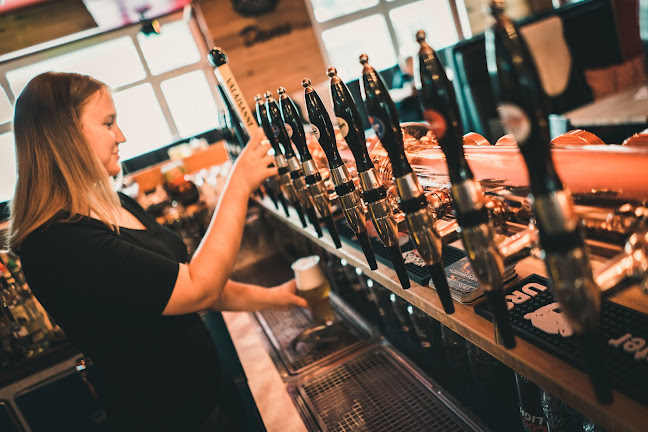 Comentarii opinii despre Mountain`s Akt Diner & Bar & Biergarten