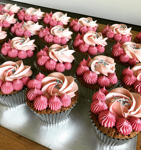 Opinii despre Sina's Kuchenfabrik în Münchwilen - Gastronomie und Hotellerie