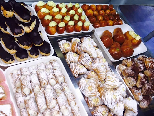 Opinii despre Da Giuseppe pasticceria în Ennetbaden - Gastronomie und Hotellerie