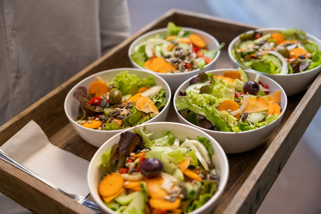 Opinii despre Schönau Sommerbar în Wetzikon - Gastronomie und Hotellerie