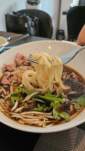 Zentral Thai Restaurant & Takeaway - Gastronomie und Hotellerie