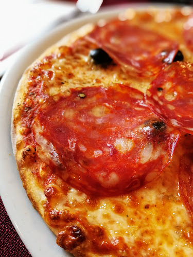 Opinii despre Hotel-Restaurant Bahnhöfli în Kaiseraugst - Gastronomie und Hotellerie