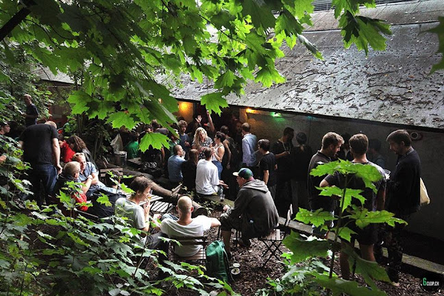 Opinii despre La Datcha, café-concert atypique în Lausanne - Gastronomie und Hotellerie