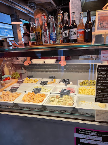 Comentarii opinii despre PASTARAZZI Hirschengraben