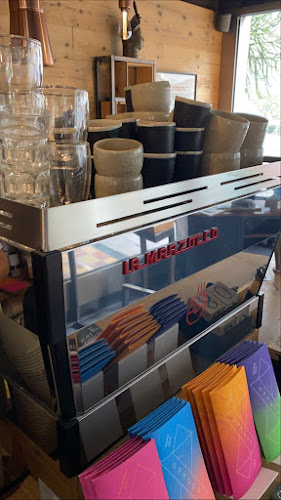 Comentarii opinii despre Coffee Shop Sleepy Bear