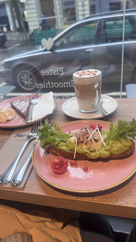 Two Hands Restaurant