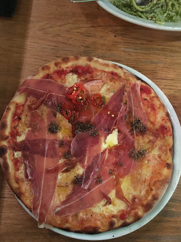 Neue Winterthurerstrasse 99, 8304 Wallisellen