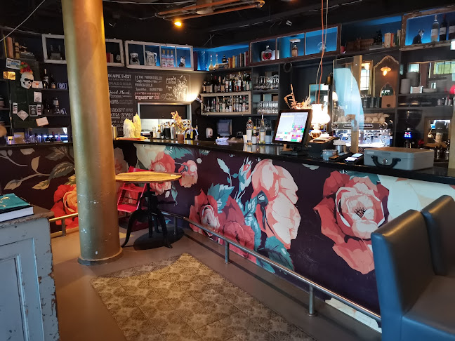 Comentarii opinii despre Moudi Bar & Restaurant