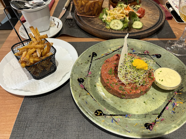 Restaurant A la Grosse-Pierre - Gastronomie und Hotellerie