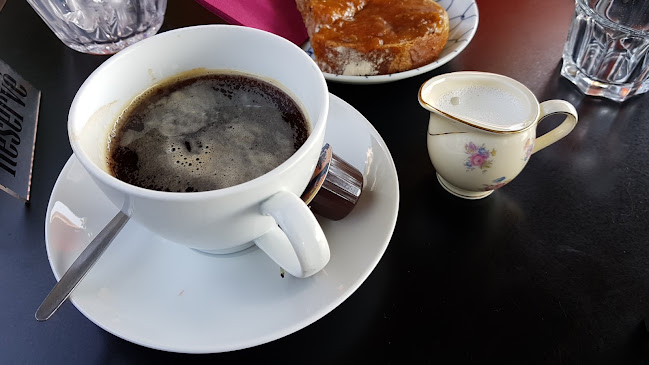 Comentarii opinii despre Cottage Café