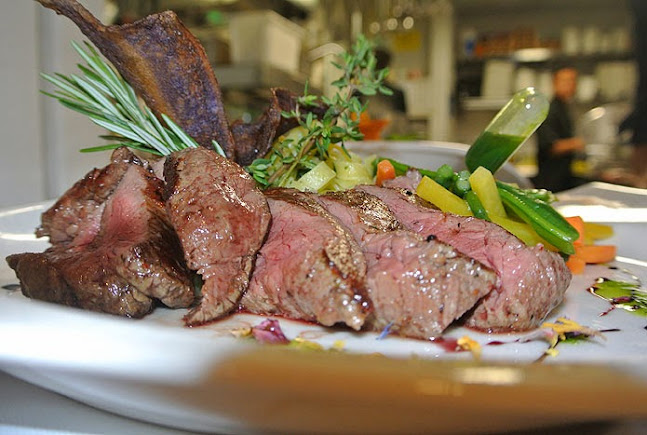 Opinii despre Schloss Schartenfels în Wettingen - Gastronomie und Hotellerie