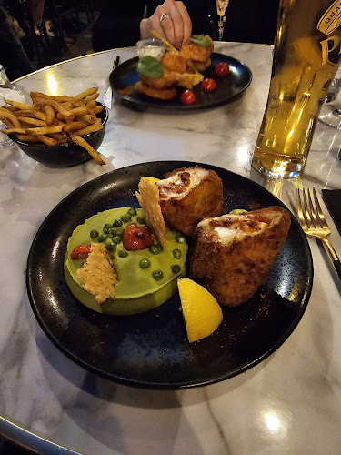 Manhattan Café - Geneva