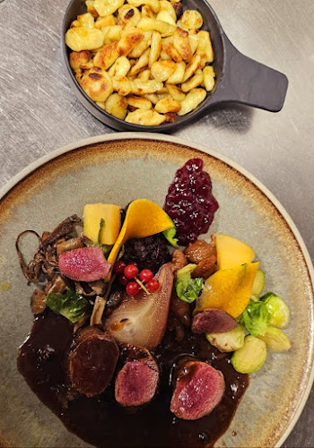 Opinii despre Bistrot des Uttins, Chatelain & Rupa în Yverdon-les-Bains - Gastronomie und Hotellerie