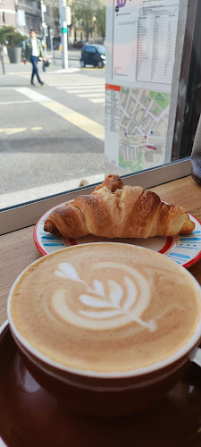 Comentarii opinii despre Utopia coffee (St-Jean)