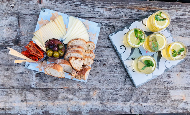 Opinii despre Max Restaurant în Basel - Gastronomie und Hotellerie