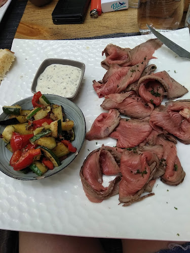 Comentarii opinii despre Favela Chic