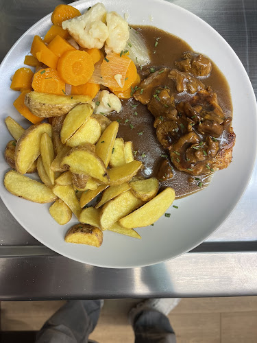 Opinii despre Rastplatz Knutwil-Süd - Benz' Imbiss în Knutwil - Gastronomie und Hotellerie