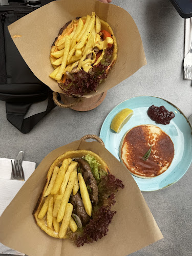 Comentarii opinii despre Mythos