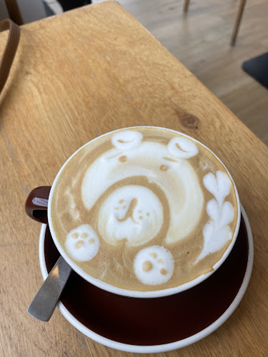 Opinii despre Utopia coffee (St-Jean) în Geneva - Gastronomie und Hotellerie