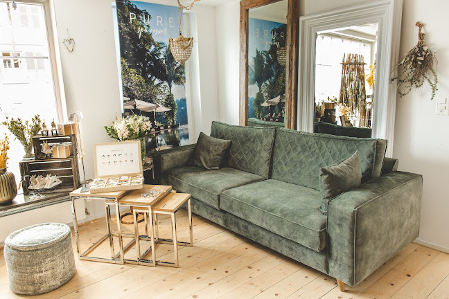 Opinii despre Schlaraffenland Handels GmbH în Rüderswil - Gastronomie und Hotellerie