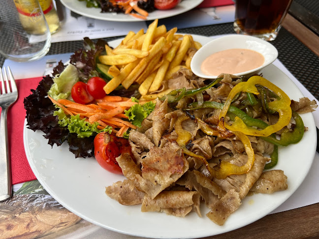 Opinii despre Restaurant & Pizzeria Crispy în Wiler bei Utzenstorf - Gastronomie und Hotellerie