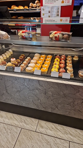 Opinii despre Meier Cafe-Bäckerei-Konditorei în Seuzach - Gastronomie und Hotellerie