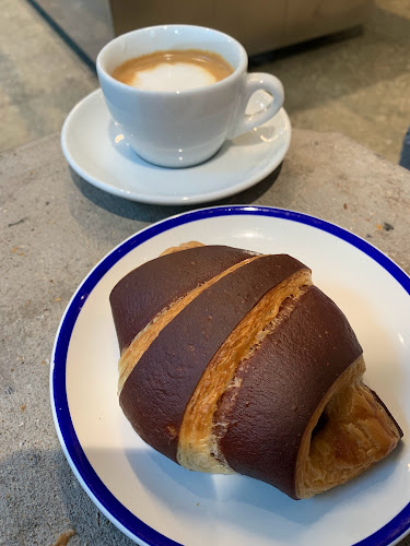 Comentarii opinii despre John Baker Bahnhofstrasse