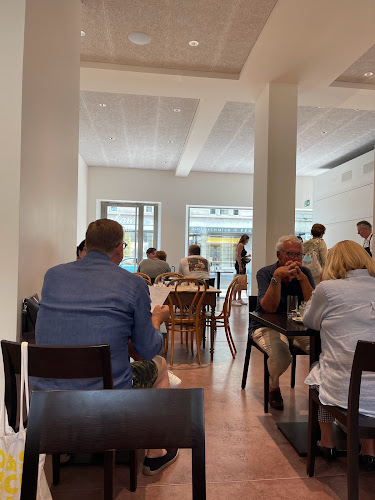 Opinii despre HATECKE LÖWENPLATZ în Zürich - Gastronomie und Hotellerie