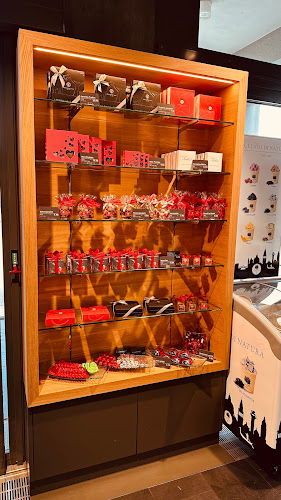 S-Bahn-Haltestelle, Am Mattenhof 6, 6010 Kriens