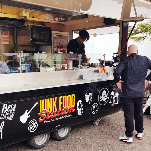 Thai Rock Pub - Gastronomie und Hotellerie