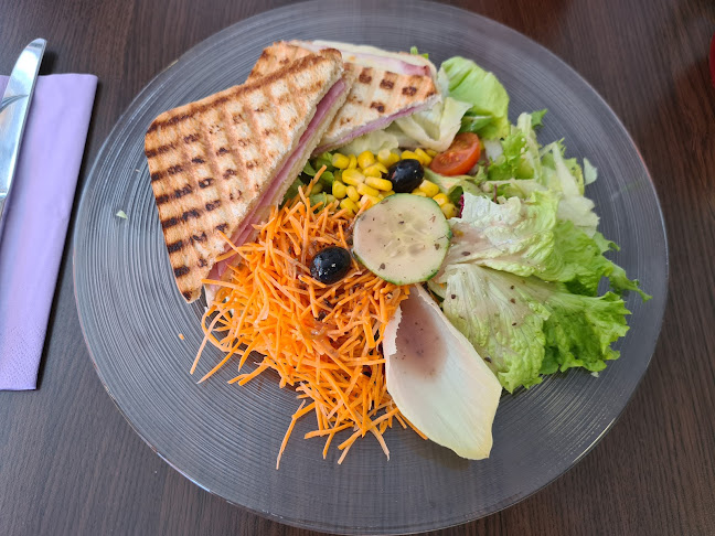 Comentarii opinii despre Café Plaza