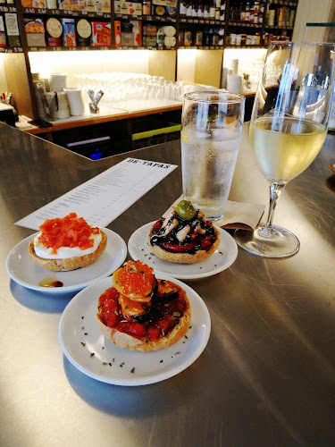Opinii despre DE•TAPAS - BAR - BODEGA - COMESTIBLES în Winterthur - Gastronomie und Hotellerie