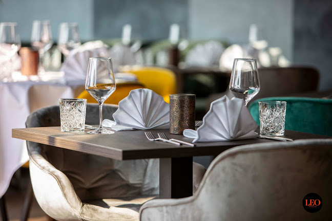 LEO Restaurant & Bar
