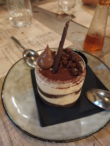 Av. Eugène Lance 64, 1212 Lancy