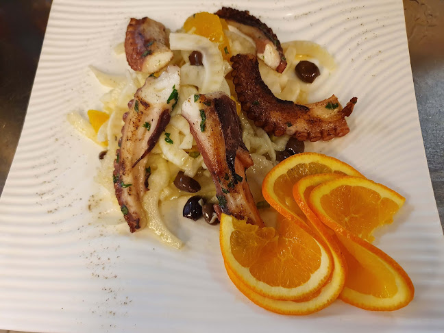 Opinii despre Salvi & Gino în Ingenbohl - Gastronomie und Hotellerie