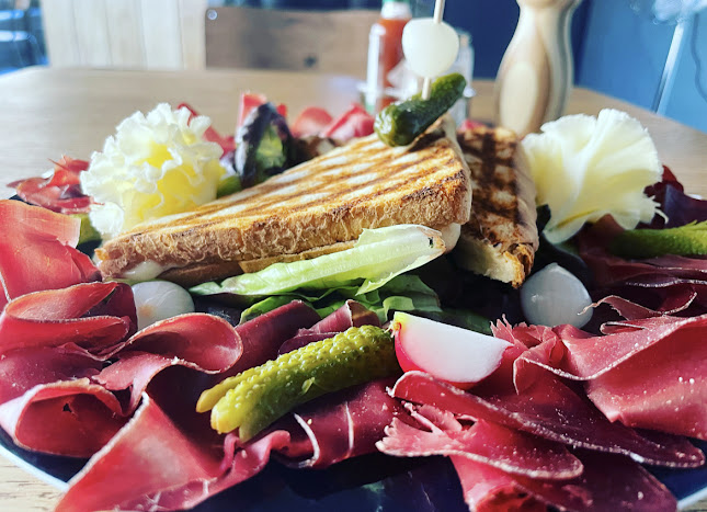 Opinii despre Tchope Bar în La Chaux-de-Fonds - Gastronomie und Hotellerie