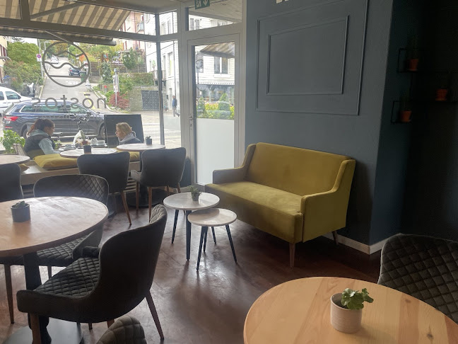 Nostos Greek Bistro - Gastronomie und Hotellerie