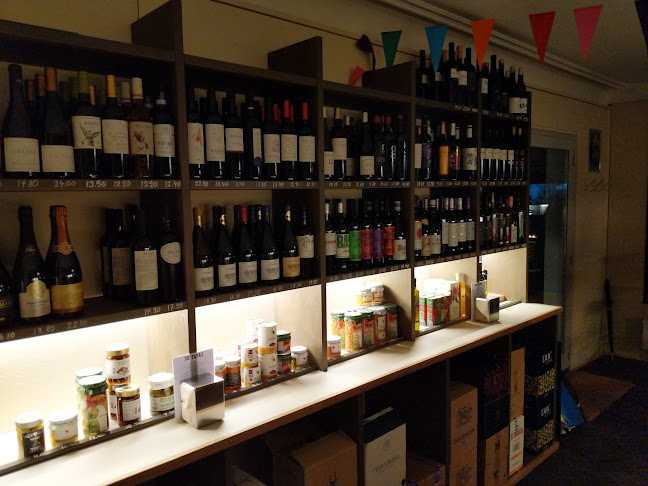 Comentarii opinii despre DE•TAPAS - BAR - BODEGA - COMESTIBLES