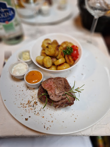 Bahnhofstrasse 42, 6037 Root